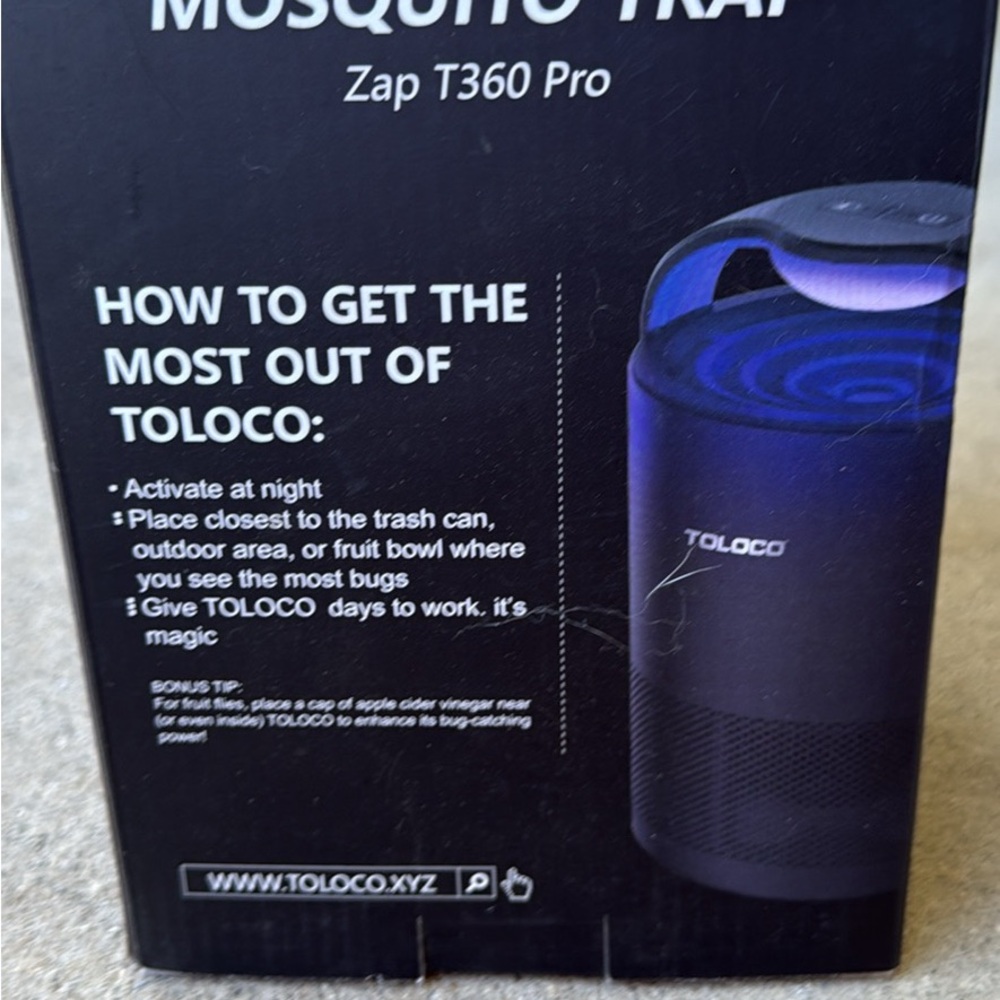 Toloco Mosquito Trap in Black